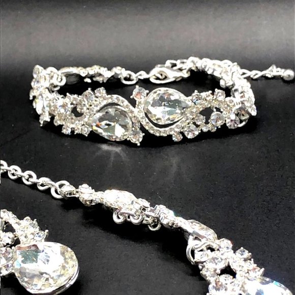 3-Piece set necklace bracelet earrings Miraculous Garden set NIB - Picture 14 of 15